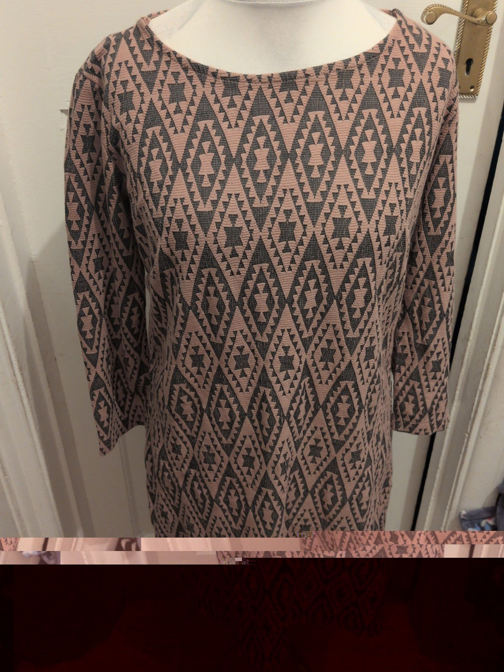 Ladies Large Pink Patterned Dress Long Sleeve