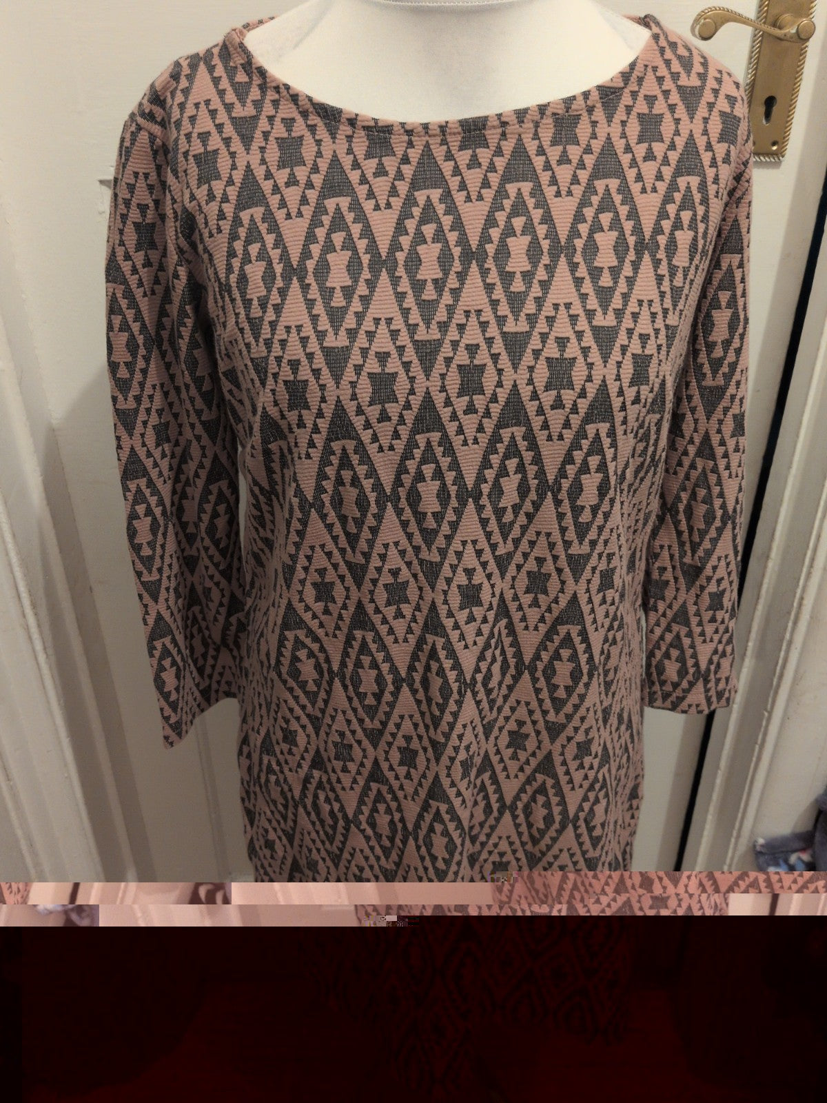 Ladies Large Pink Patterned Dress Long Sleeve