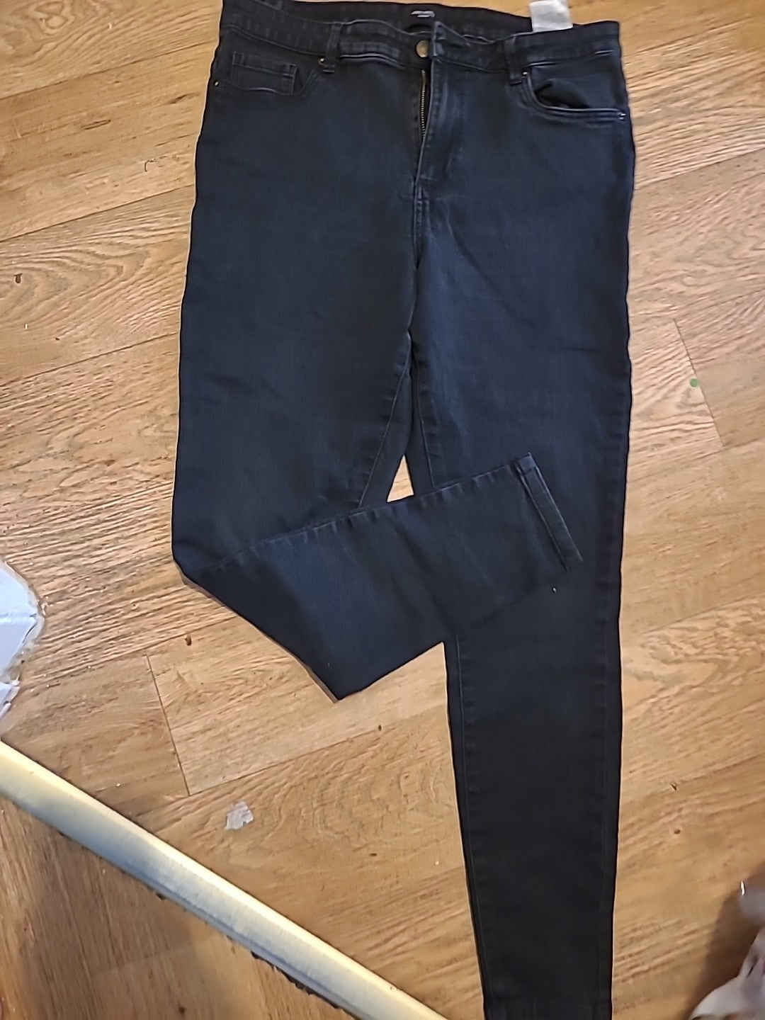 Ladies Vero Moda Denim Size 32" Black Jeans