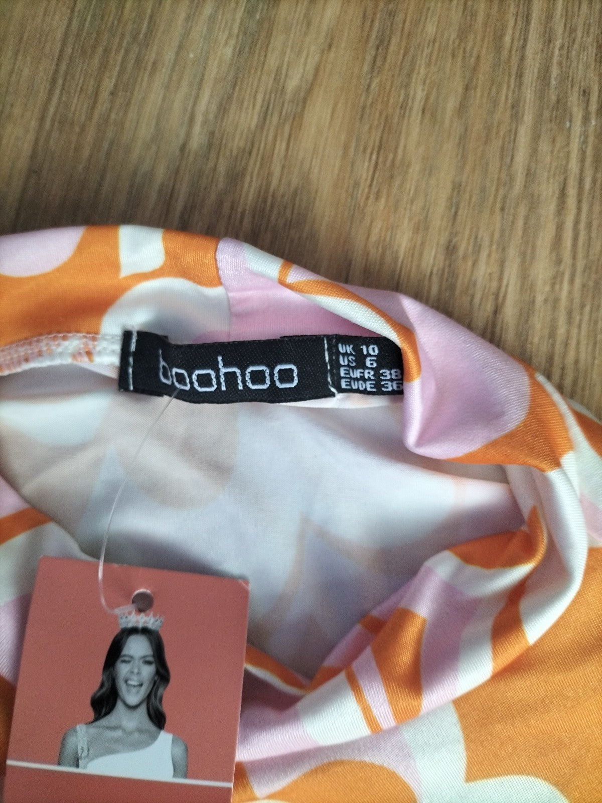 Brand New Ladies Boohoo Size 10 Marble Print Ruched Crop Mini Top