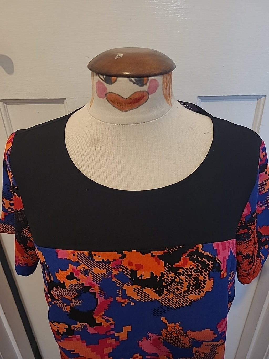 Ladies Marks And Spencer Size 14 Blue Red Black Short Sleeved Tshirt