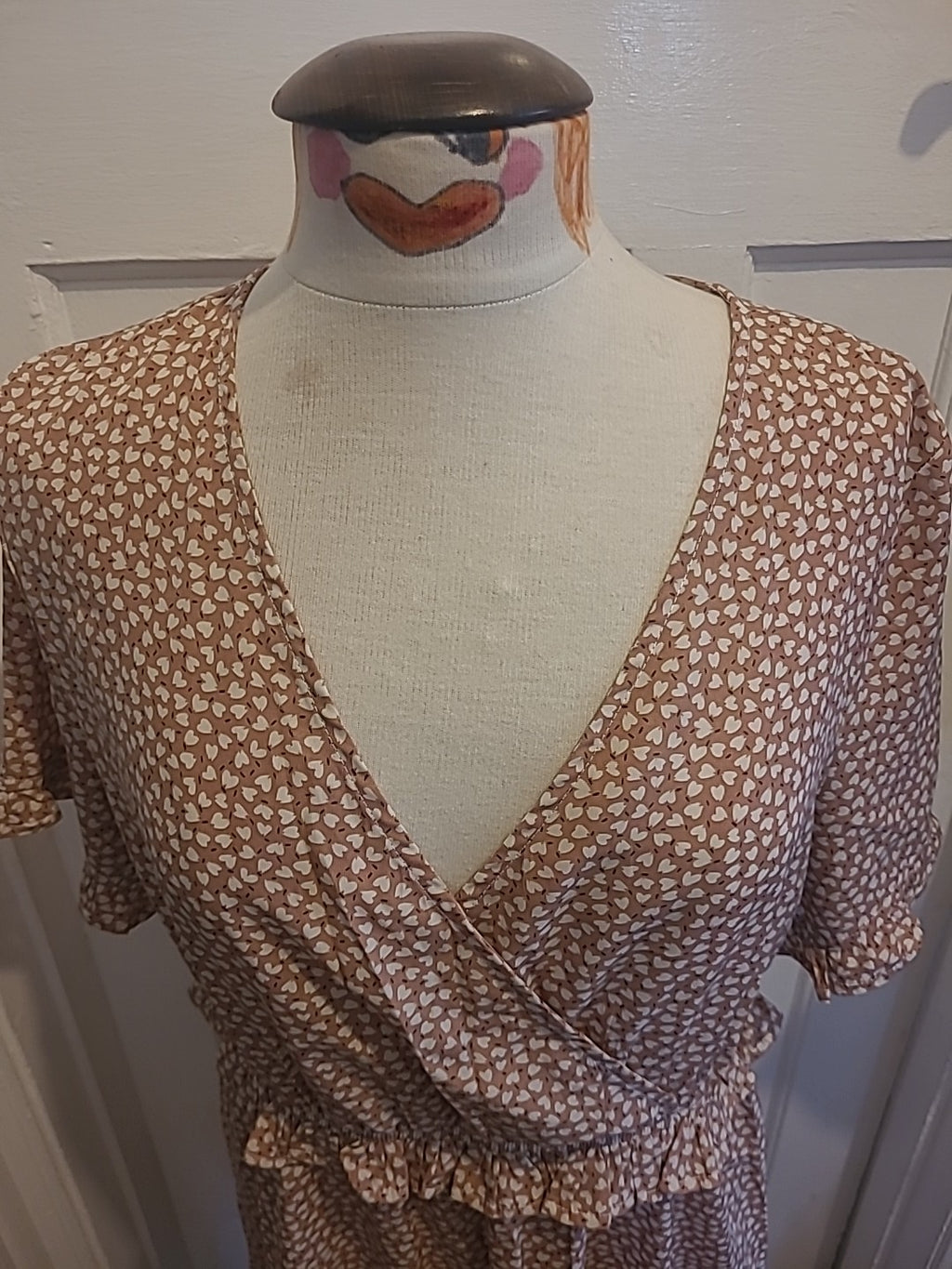 Ladies Shein Size XL Pink White Heart Design Short Sleeved Dress