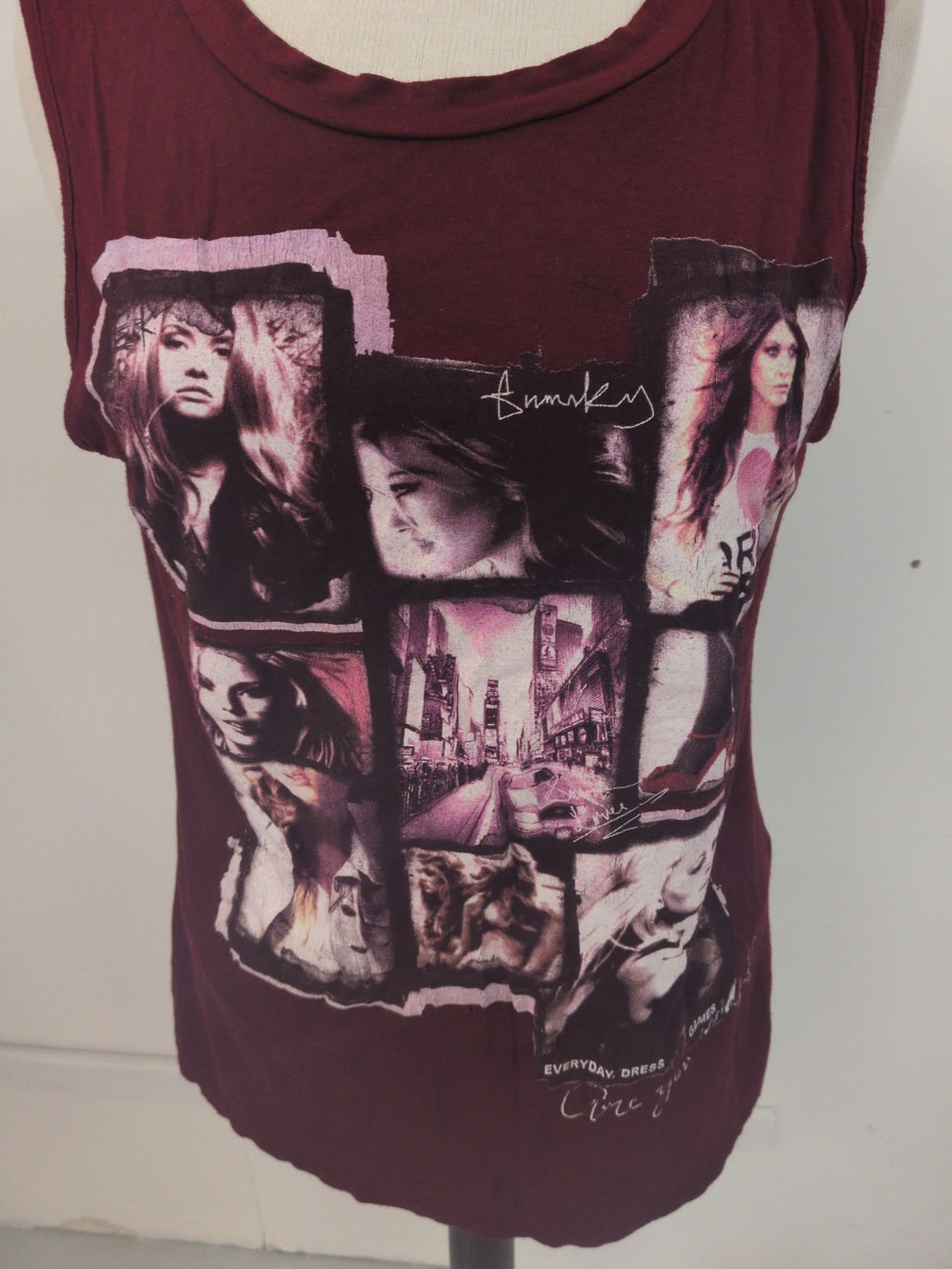 New Look M/L Deep Red Printed Sleeveless Top T-shirt