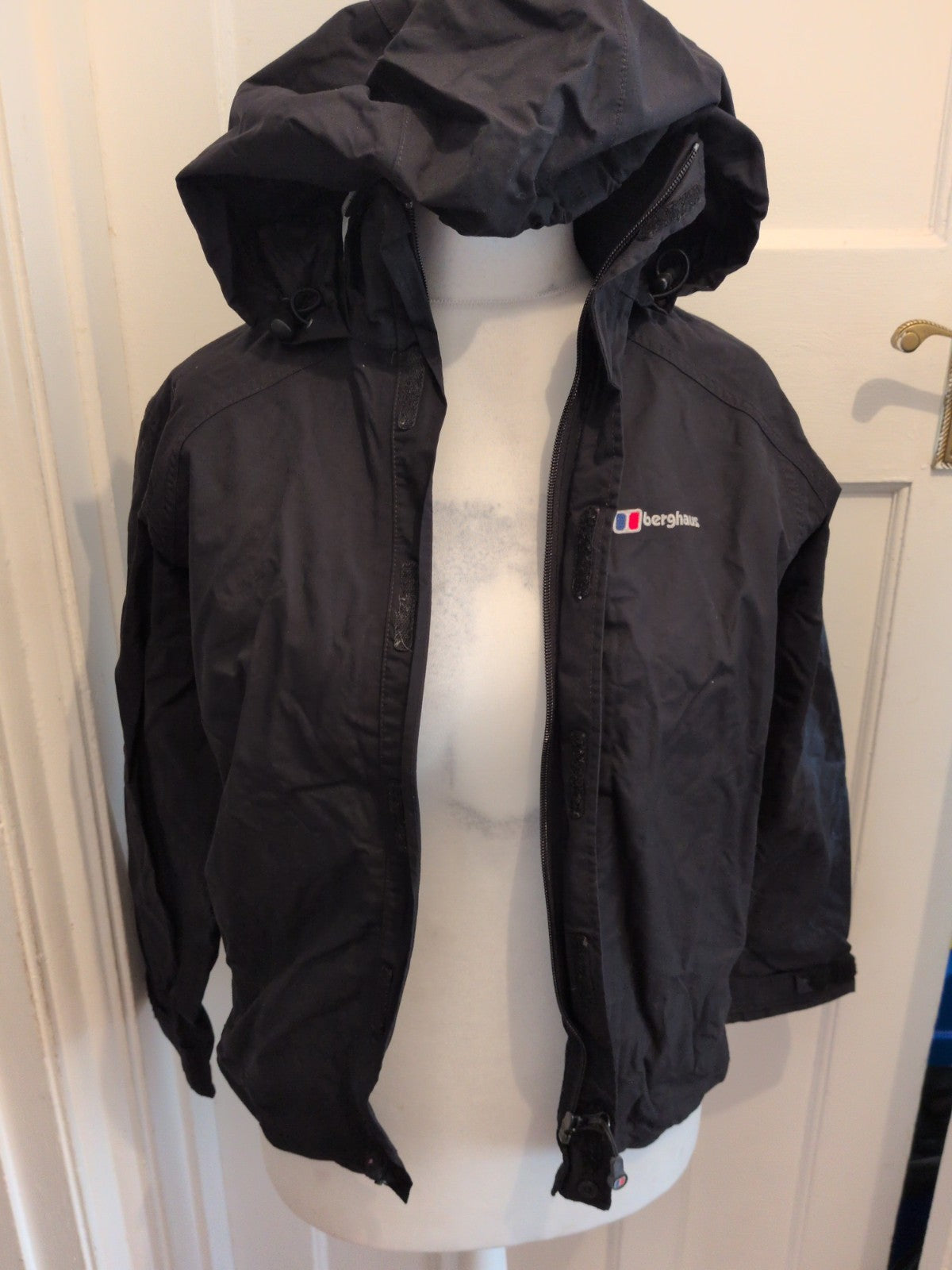 Berghaus 10 Black Rain Coat