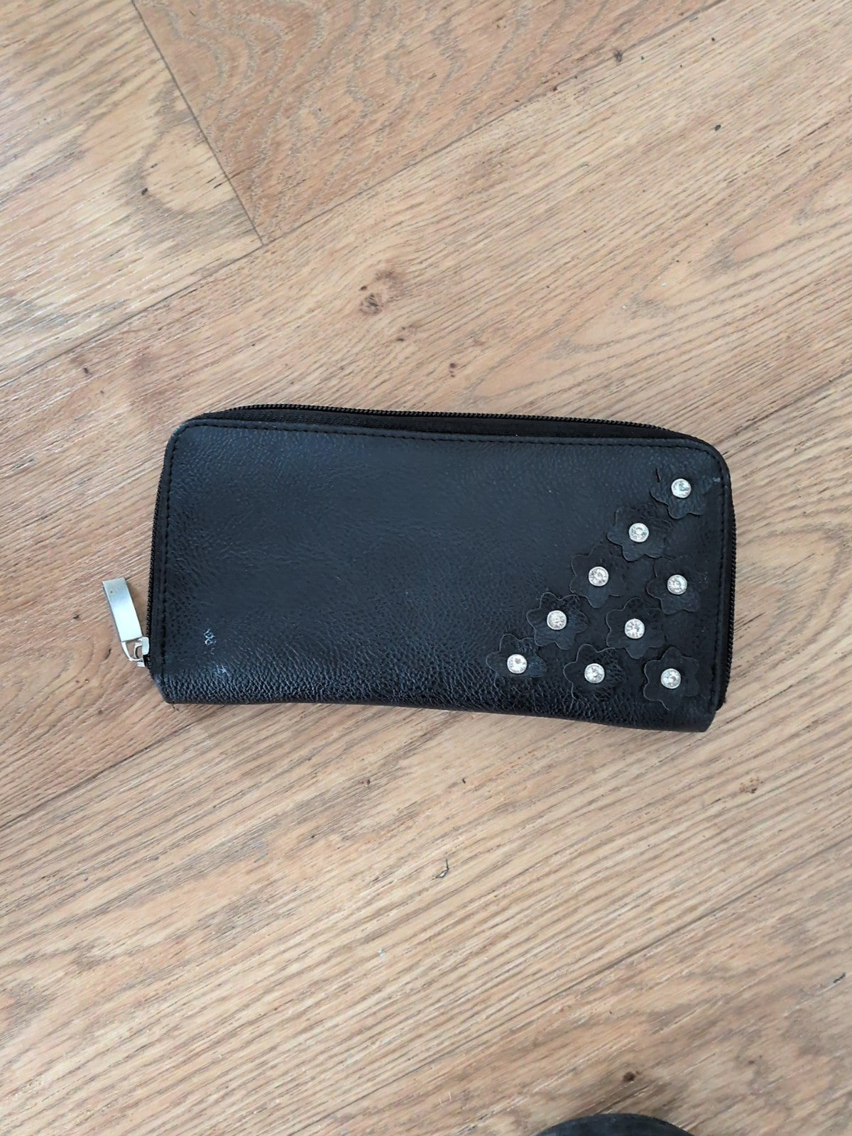 Ladies Black Zip Purse With Diamonte Detail