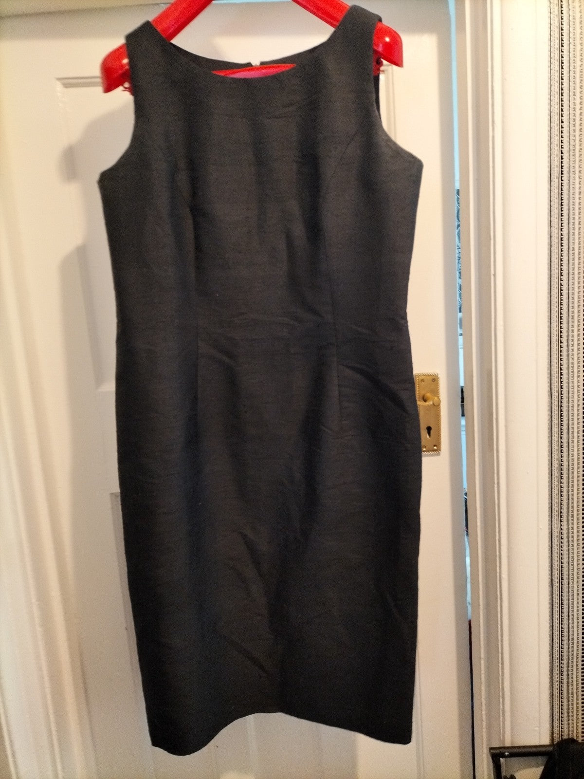 Ladies Size Large Black Sleeveless Lined Dress