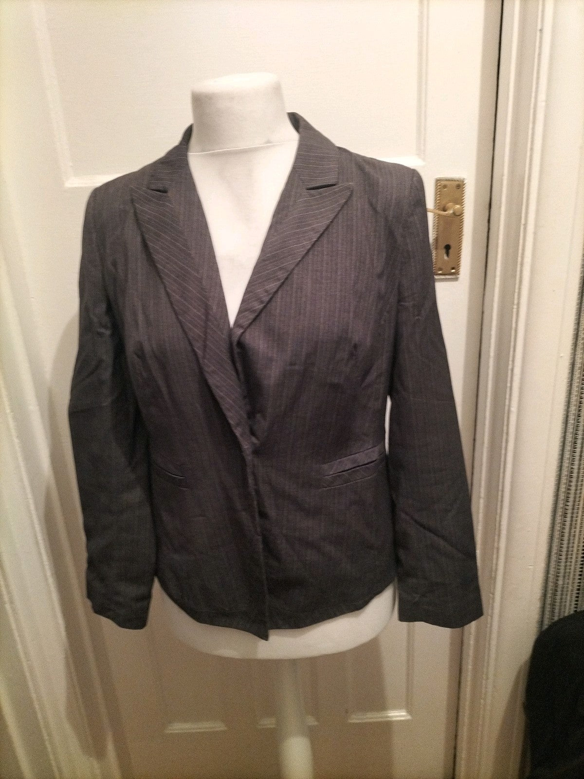 Ladies Marks And Spencer Size 14 Grey And White Striped Lined Padded Blazer