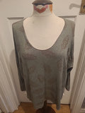 Ladies Size XL Green Gold Leaf Design Long Sleeved Tshirt