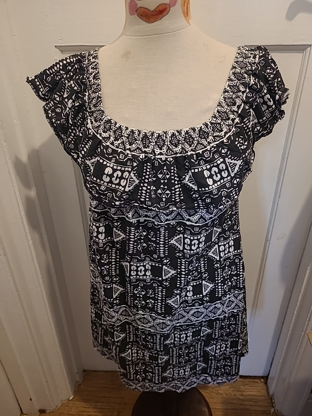 Ladies Primark Size 16 Black With White Patterned Elasticated Hem Dress