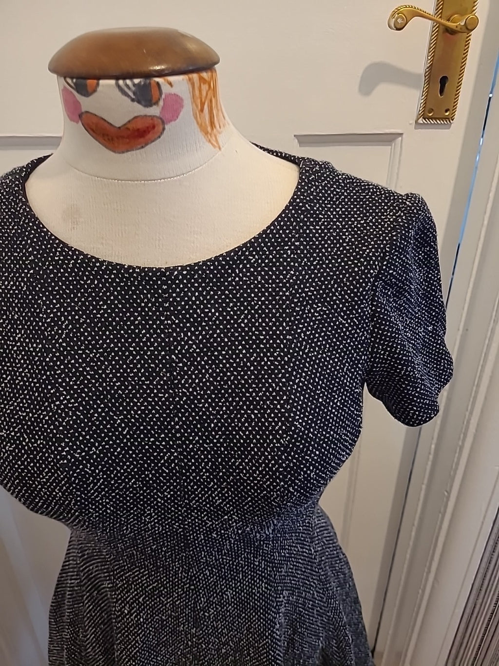 Ladies Tibi Size 4 Black And White Short Sleeved Dress