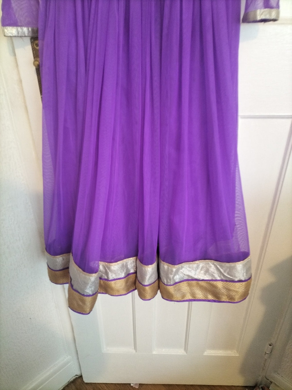 Ladies Euro Size 36 Purple Stud And Sequin Flare Lined Dress