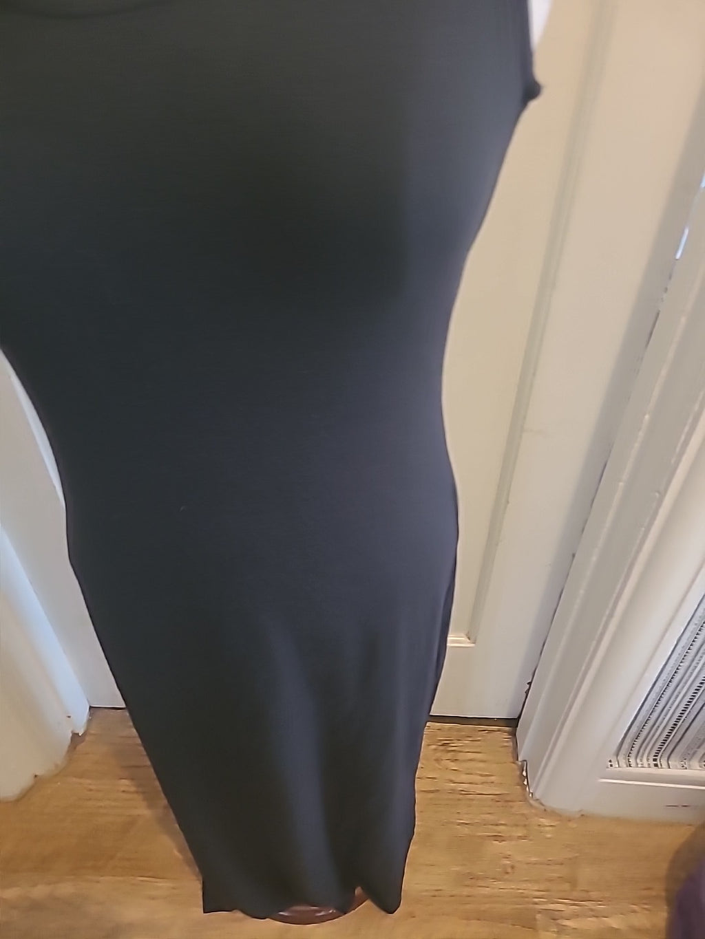 Ladies Find Size Small Black Split Hem Sleeveless Long Length Dress