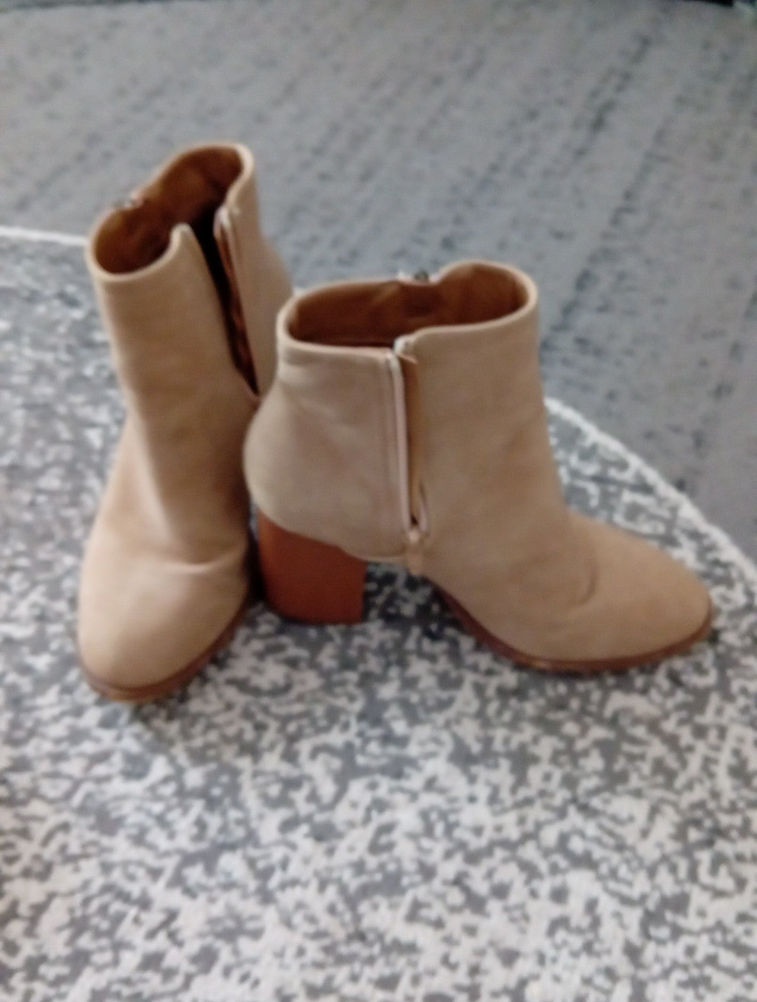 Ladies Boots Size 5 Camel Colour Primark Free Delivery