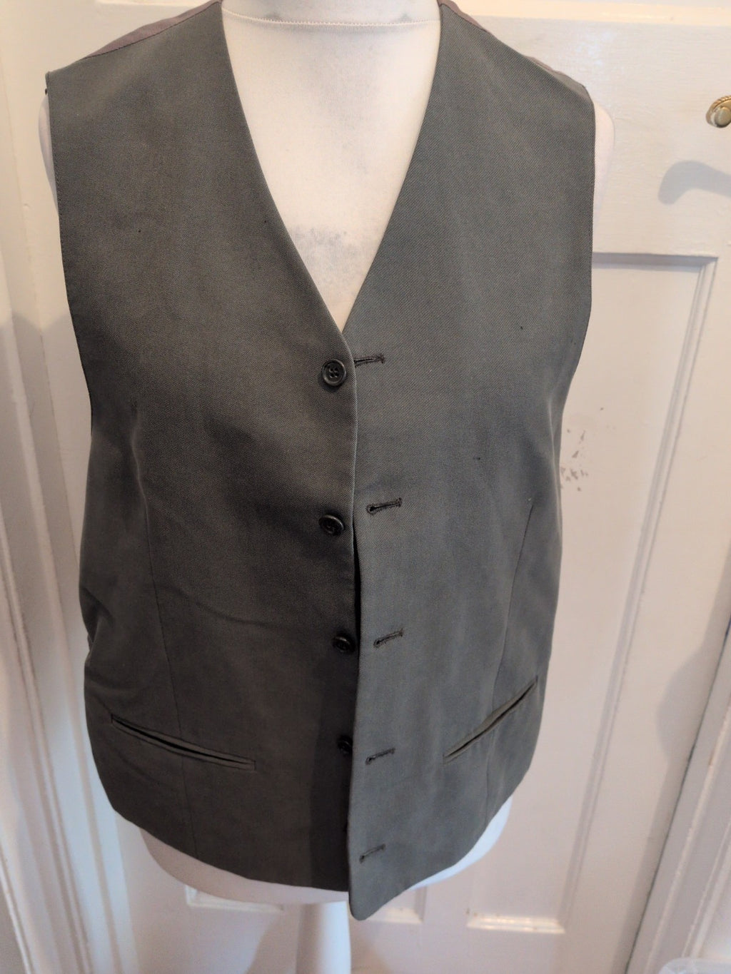 42L Grey Lined Suit Eaicstcoat