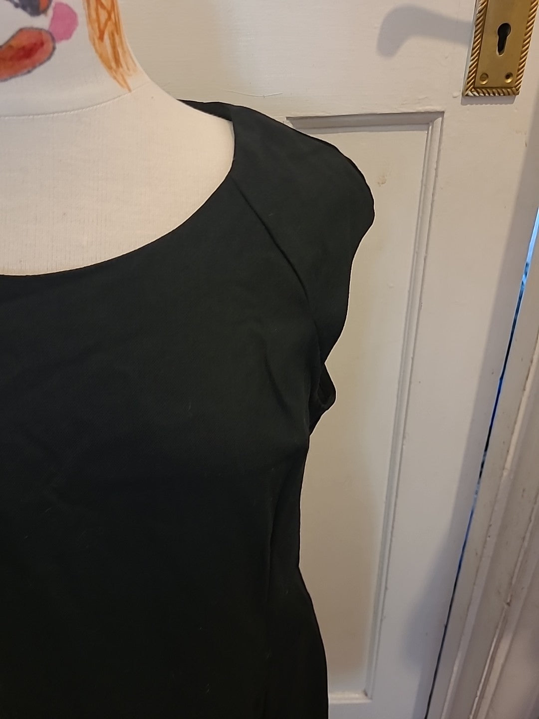 Ladies EKYOG Size (40) Black Cap Sleeved Dress