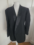 Mens Burton Size XL Black Padded Lined Suit Jacket