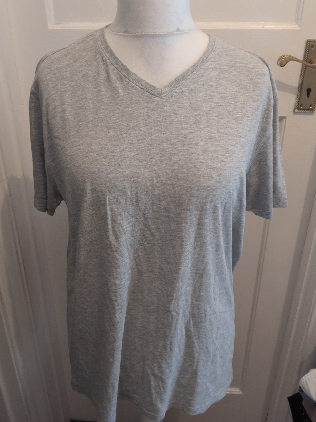 ACW85 Large Grey V Neck Short Sleeve T-shirt