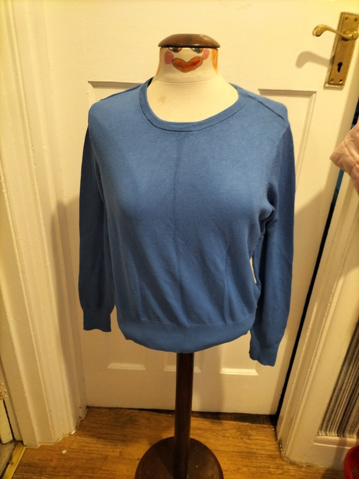 Ladies H&M Size Medium Blue Long Sleeved Pullover Jumper