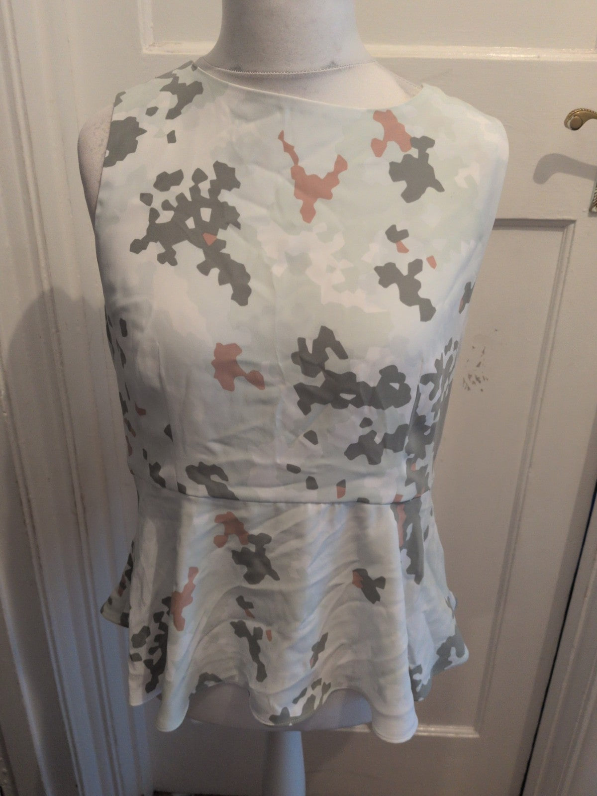 Autograph 14 Mint Grey Pink Sleeveless Lined Blouse