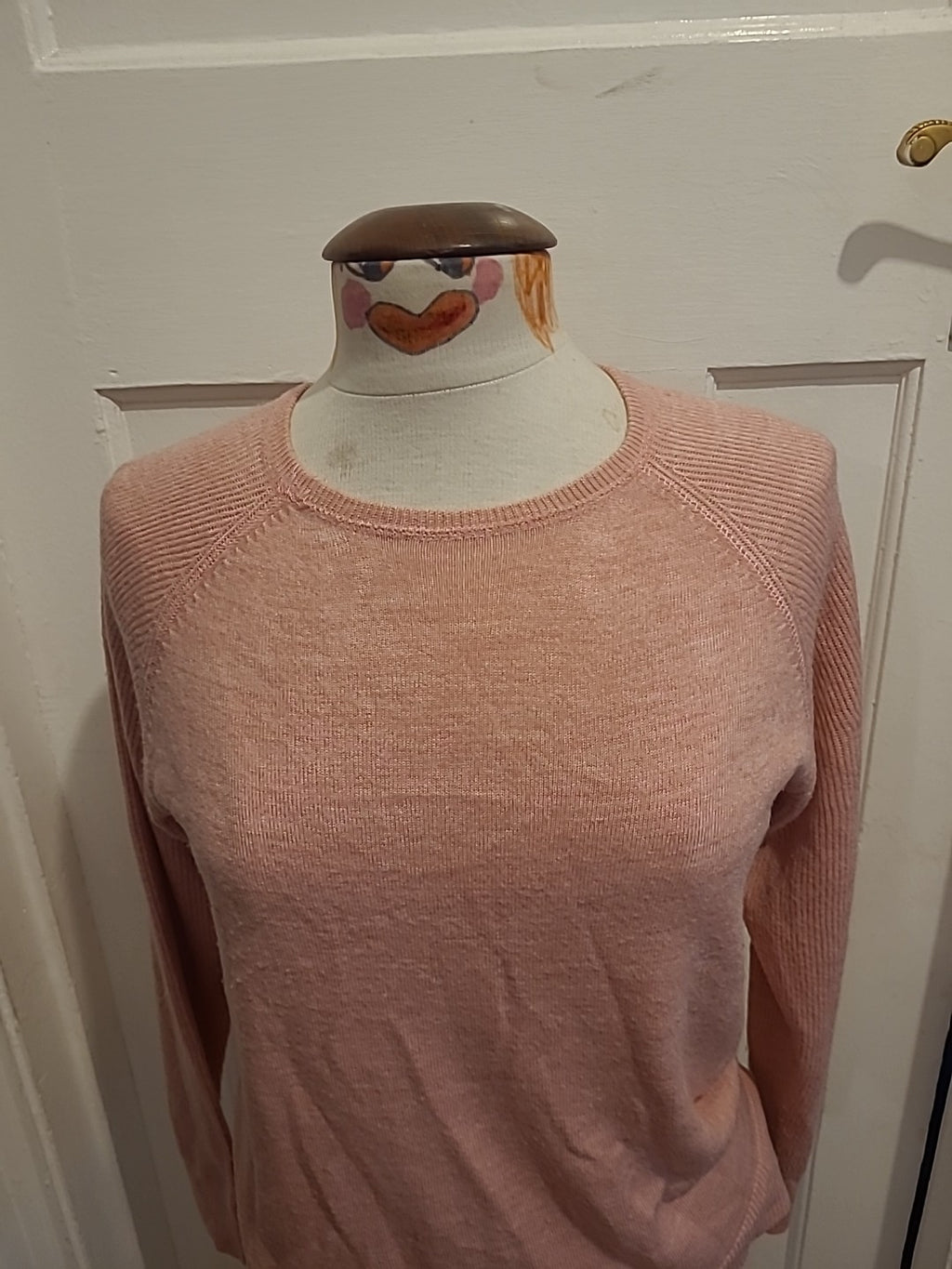 Ladies Bonmarche Size XS Pink Ribbed Long Sleeved Lightweight Jumper