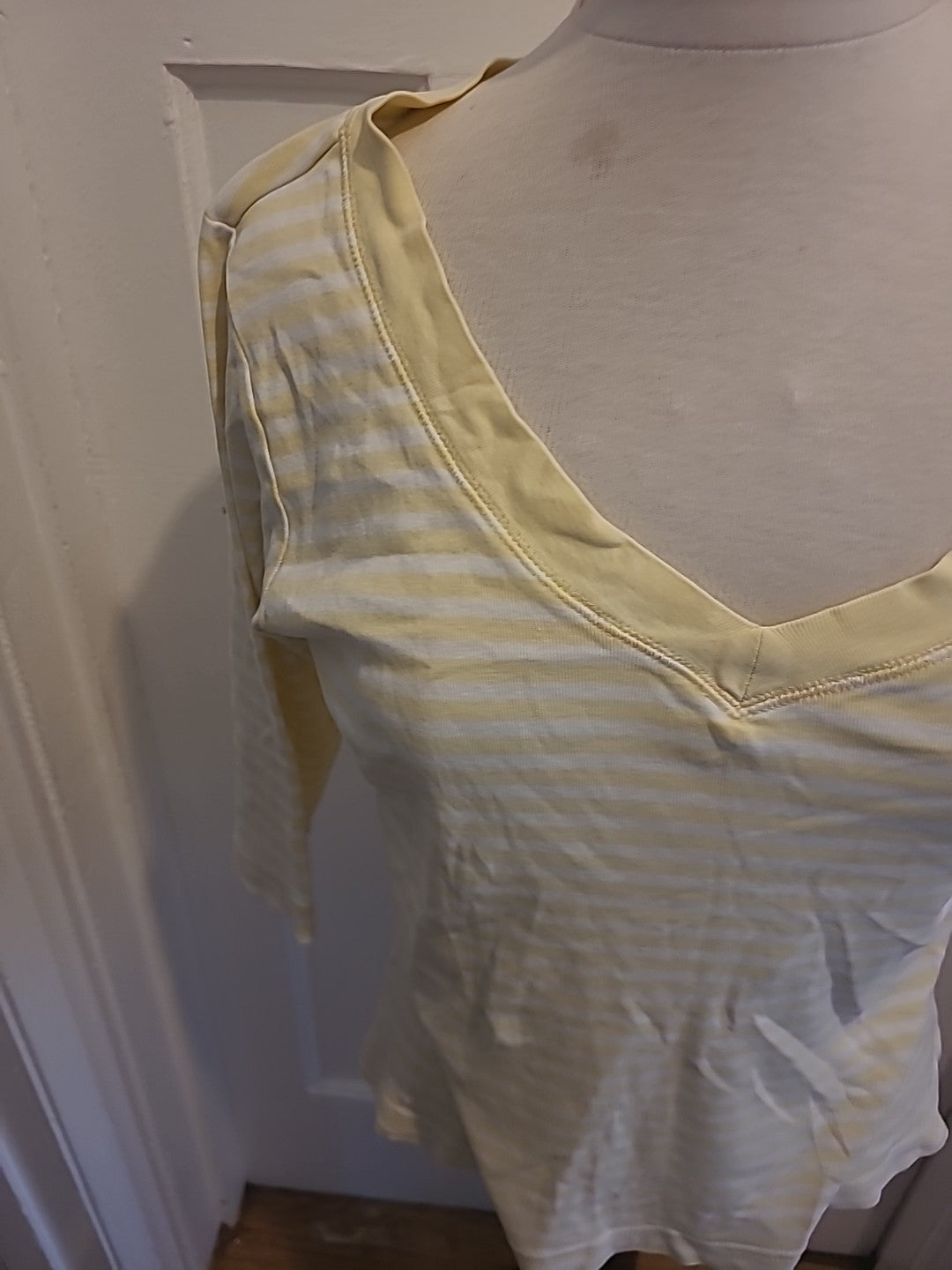 Ladies Tu Size 16 Cotton Yellow White Striped Mid Sleeved Tshirt
