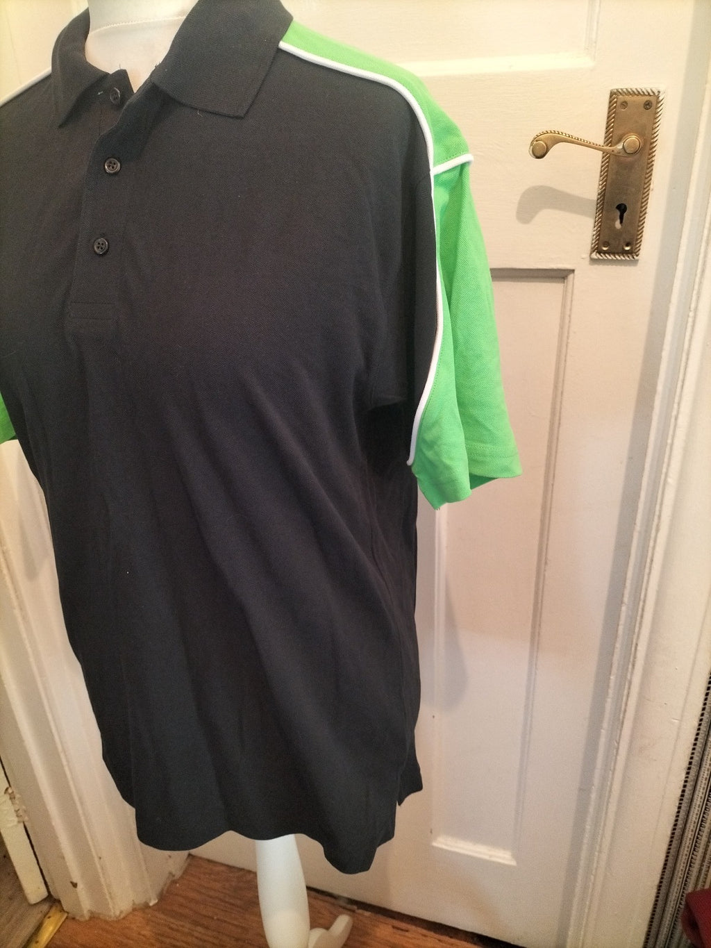 Mens Formuld Size Small Green And Black Short Sleeved Polo