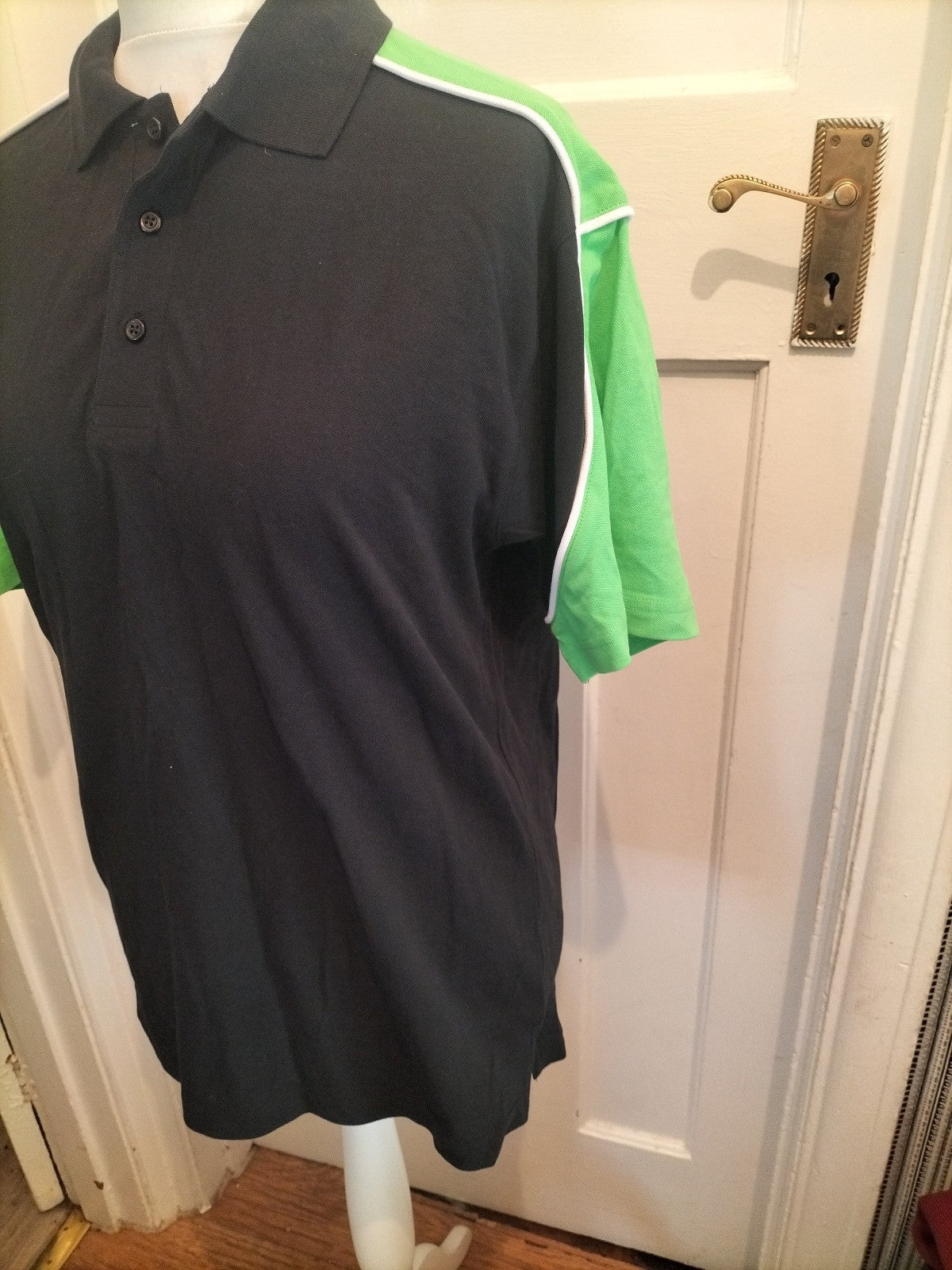 Mens Formuld Size Small Green And Black Short Sleeved Polo