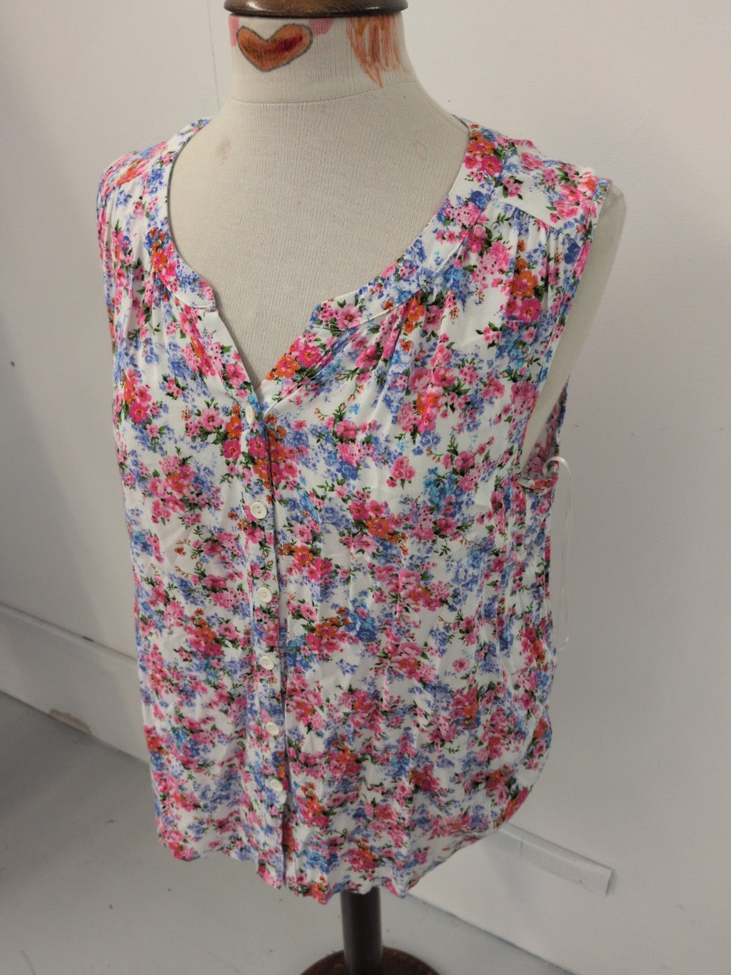 Tu 16 Bright Floral Sleeveless Buttoned Blouse