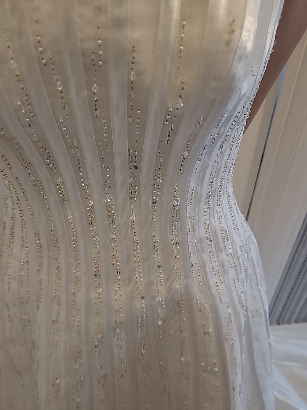 Ladies Wedding Gown Size 12 Benjamin Roberts Pale Ivory Beading/sequins