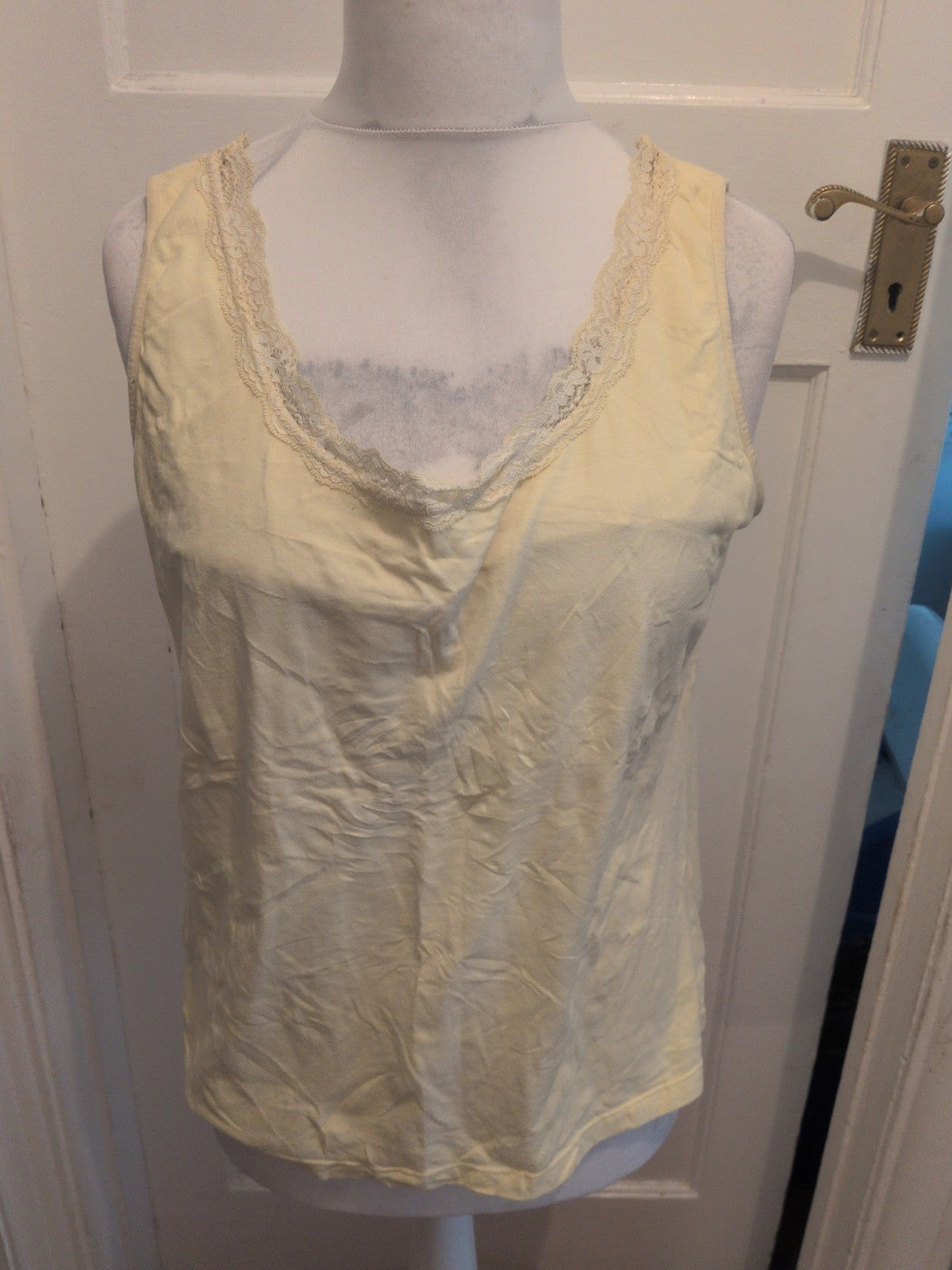 26-28 Yellow Sleeveless Frill Hem Blouse Possible Nghtwear