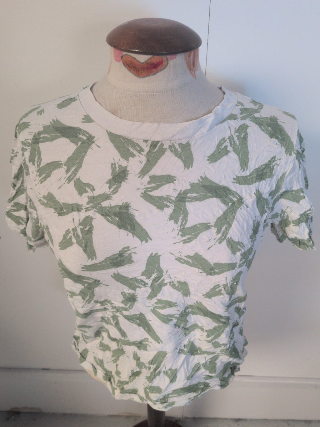 Ladies Primark Size Small Green And White Short Sleeve T-shirt