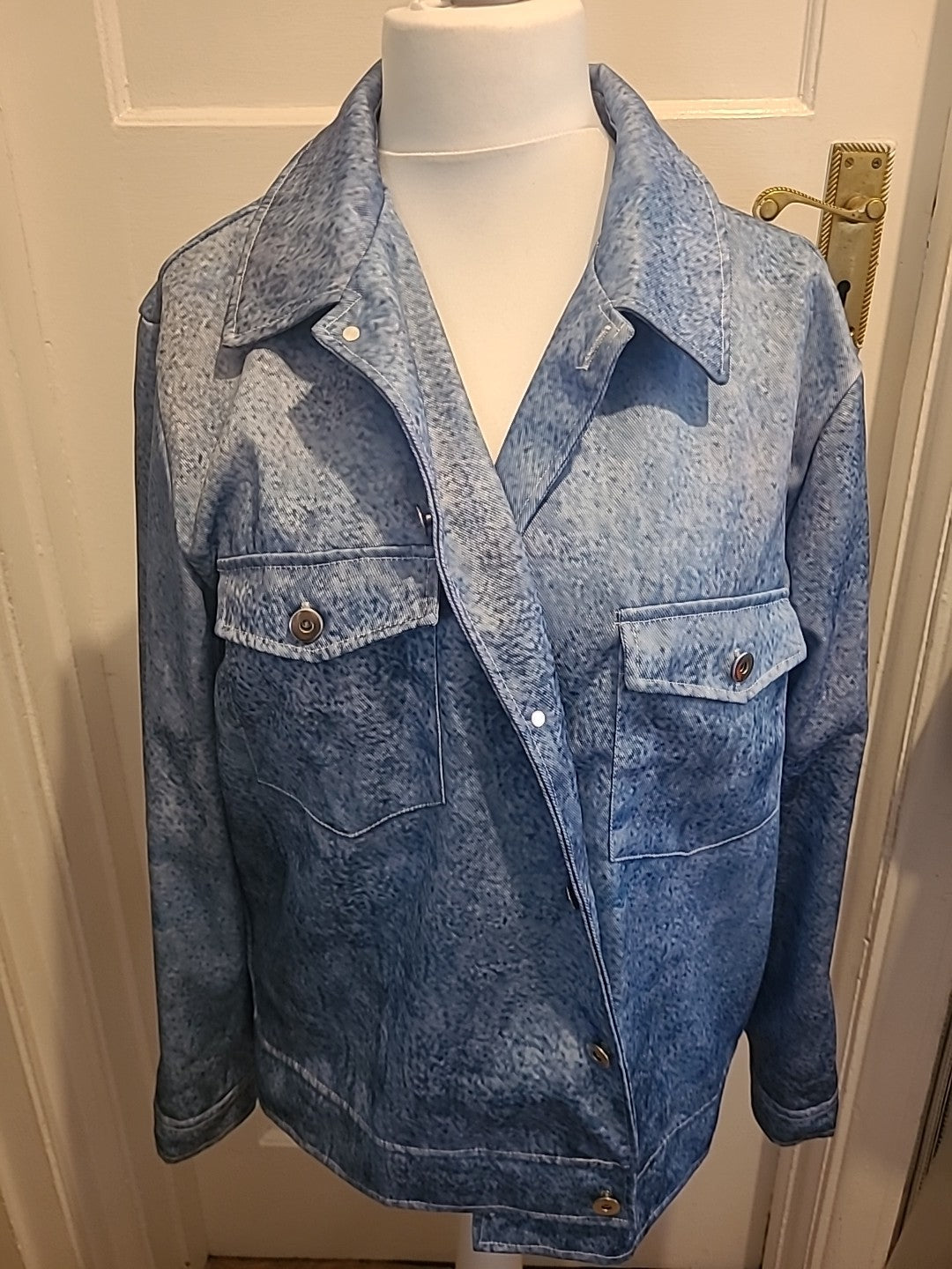 Ladies Size Medium Denim Look Buttoned Jacket