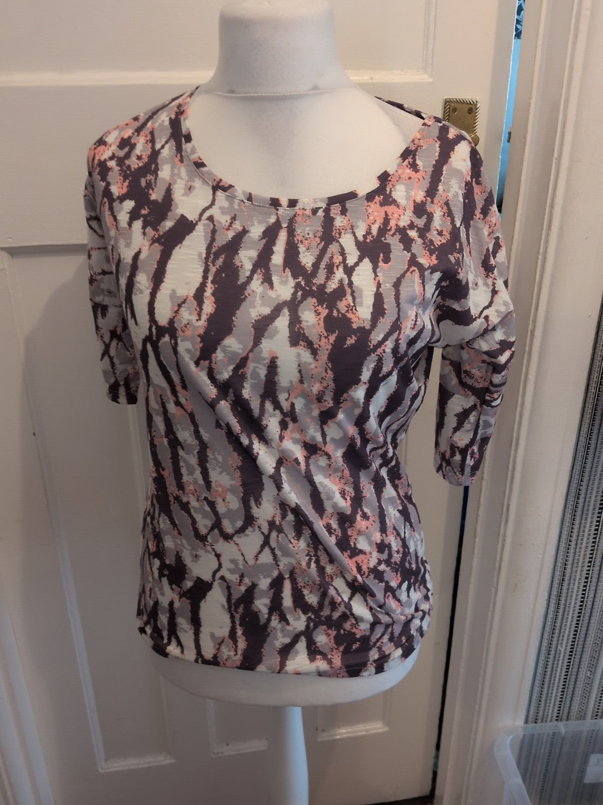 Viz.A.viz 8/10 Charcoal/Grey/Pink 3/4 Sleeve Blouse