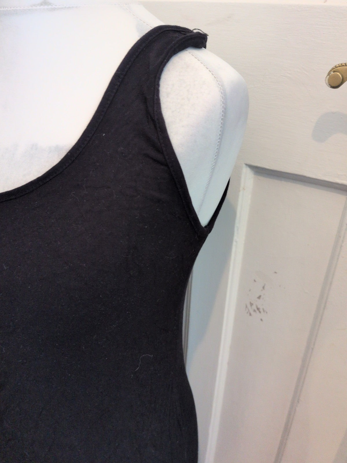 Leila's 16 Black Sleeveless Midi-Lomg Dress