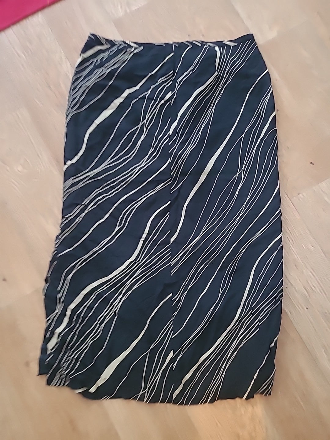 Ladies Lauren Duvar Size 14 Beige Black Lined Skirt