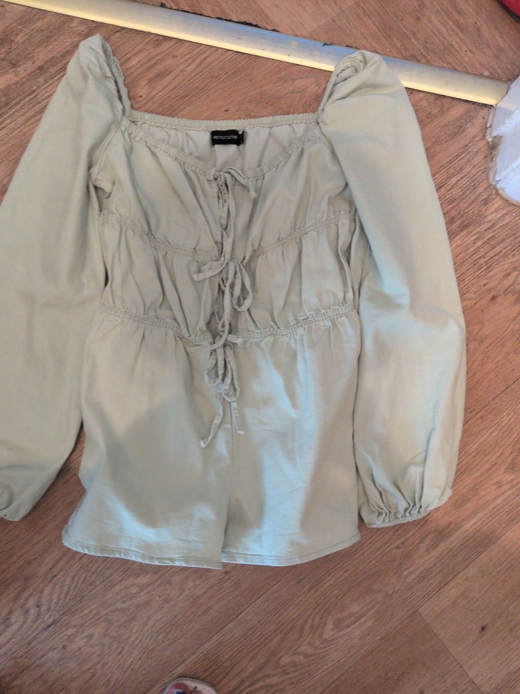 Ladies Prettylittlething 8 Pale Green Long Sleeve Playsuit