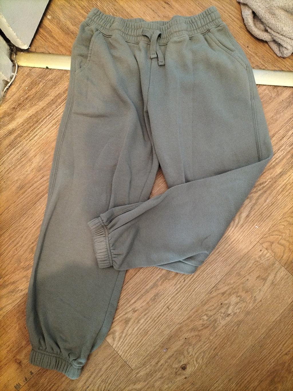 Primark Small Green Elasticated Jogger Bobbling