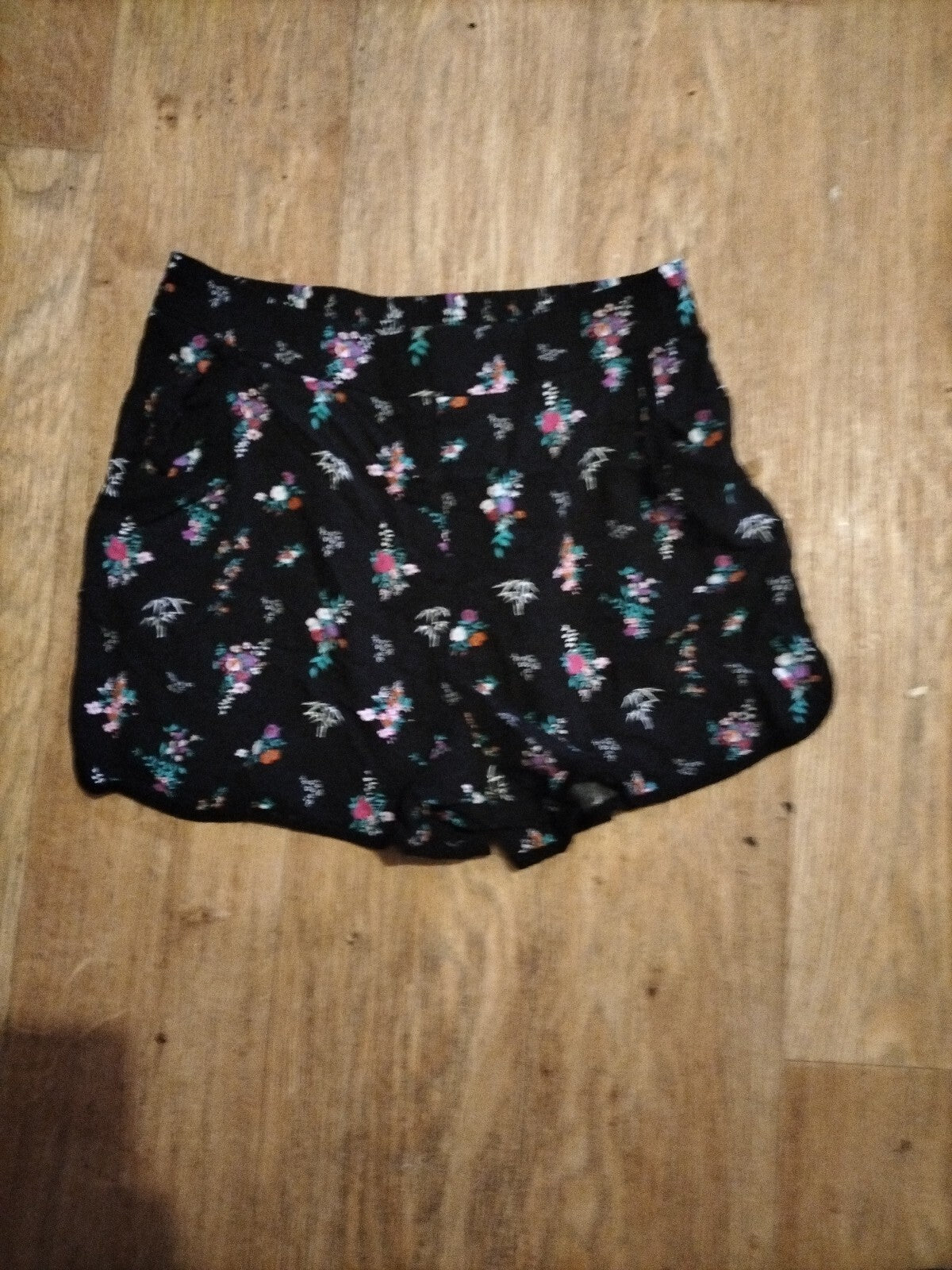 Girls New Look Age 12 Black Floral Shorts
