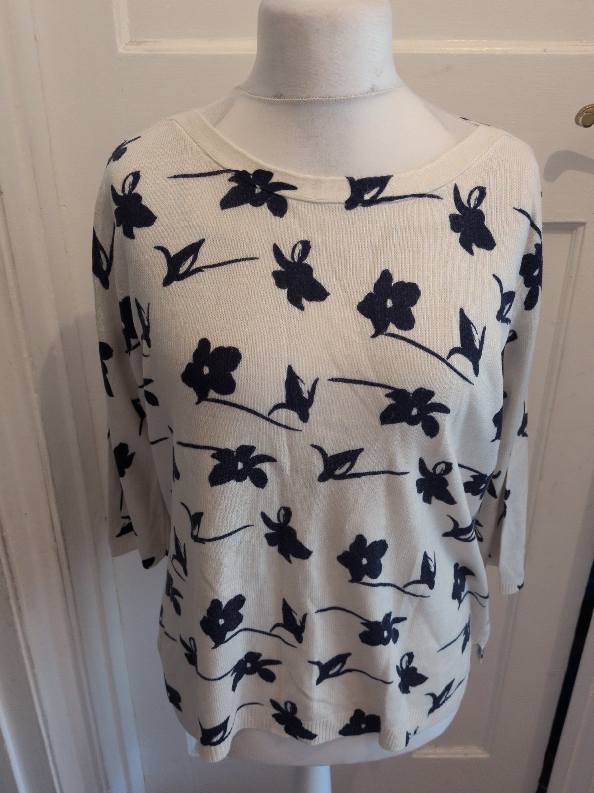 Ladies Papaya 18 Navy And White Flower Butterflies Pullover Jumper