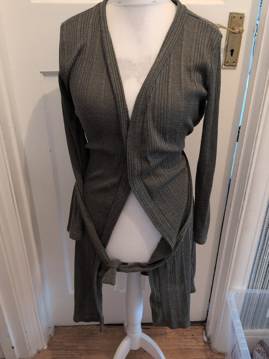 Primark 6/8 Khaki Green Long Sleeved Lightweight Cardigan
