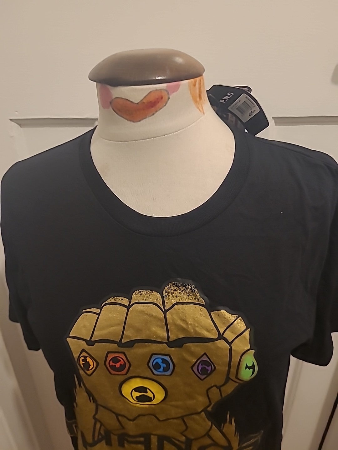 Brand New Mens Marvel Size Medium Black Print Tshirt