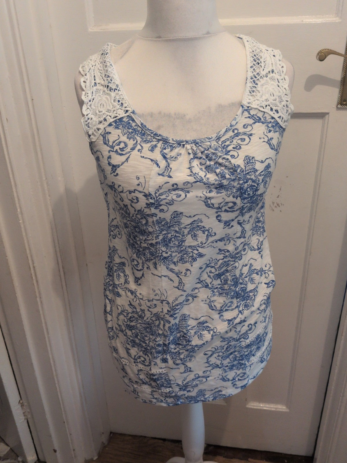 Per Una 14 Blue And White Longline Sleeveless Blouse