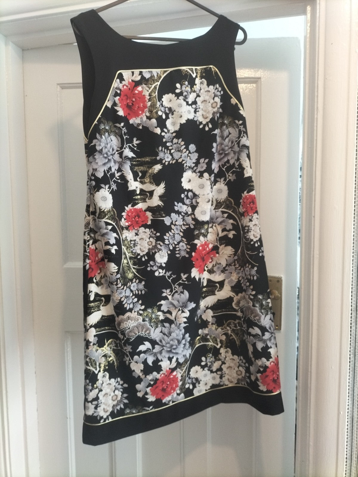 Ladies Wallis Size 10 Black Floral Sleeveless Dress