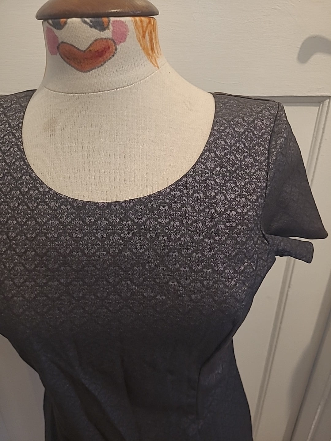 Ladies Paraphrase Size 12 Grey Detailed Short Sleeved Back Buttoned Blouse