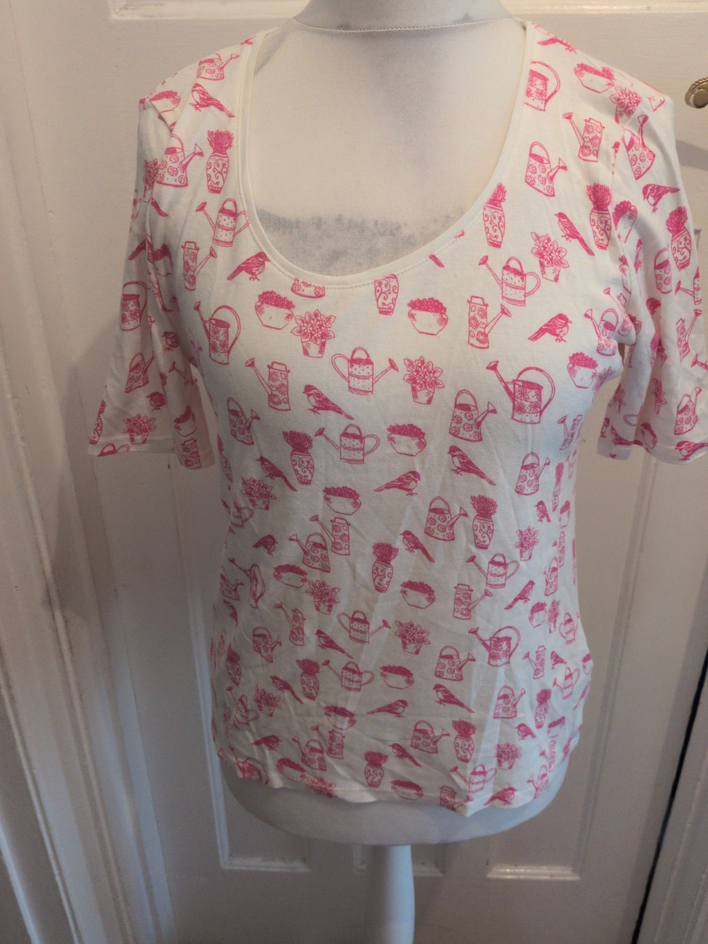 Marks And Spencer 16 White With Pink Pattern Short Sleeve T-shirt Blouse