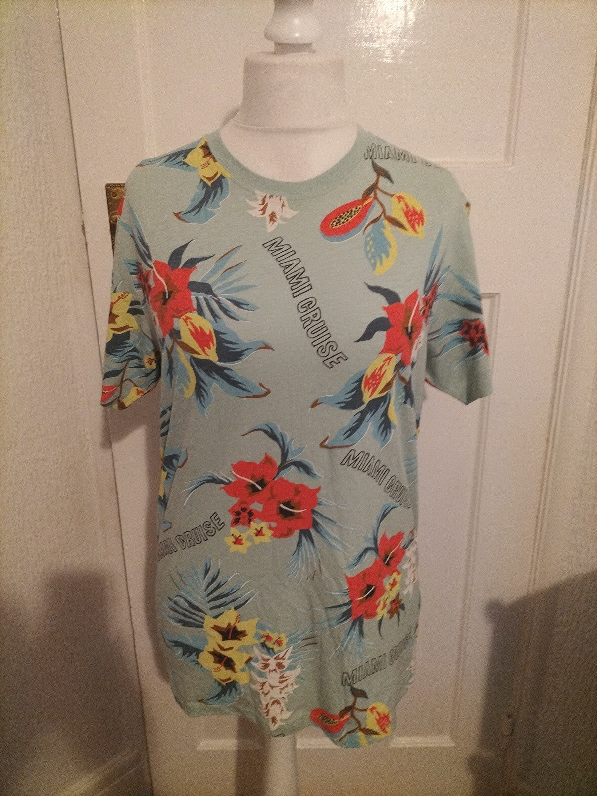 Mens H&M Size Small Multicoloured Miami Short Sleeved Tshirt
