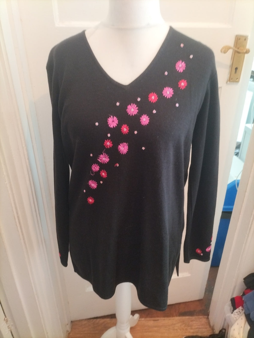 Elvi Size 1 Black Floral Long Sleeve Blouse