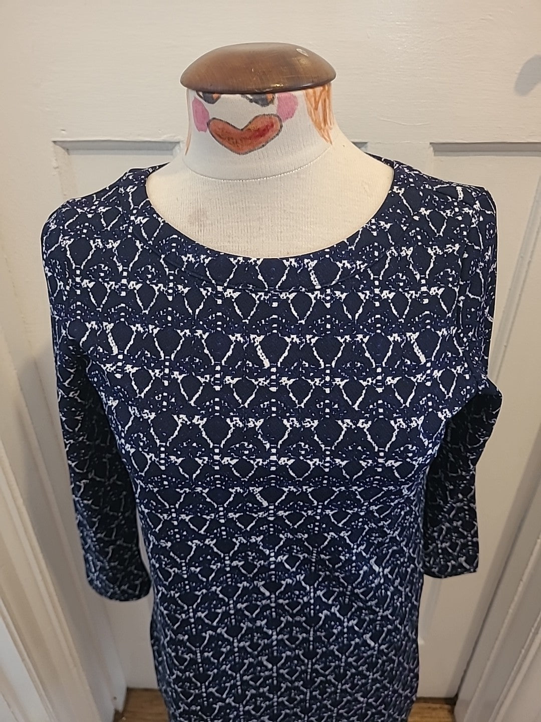 Ladies Vero Moda Size 8 Navy Blue White Long Sleeved Dress