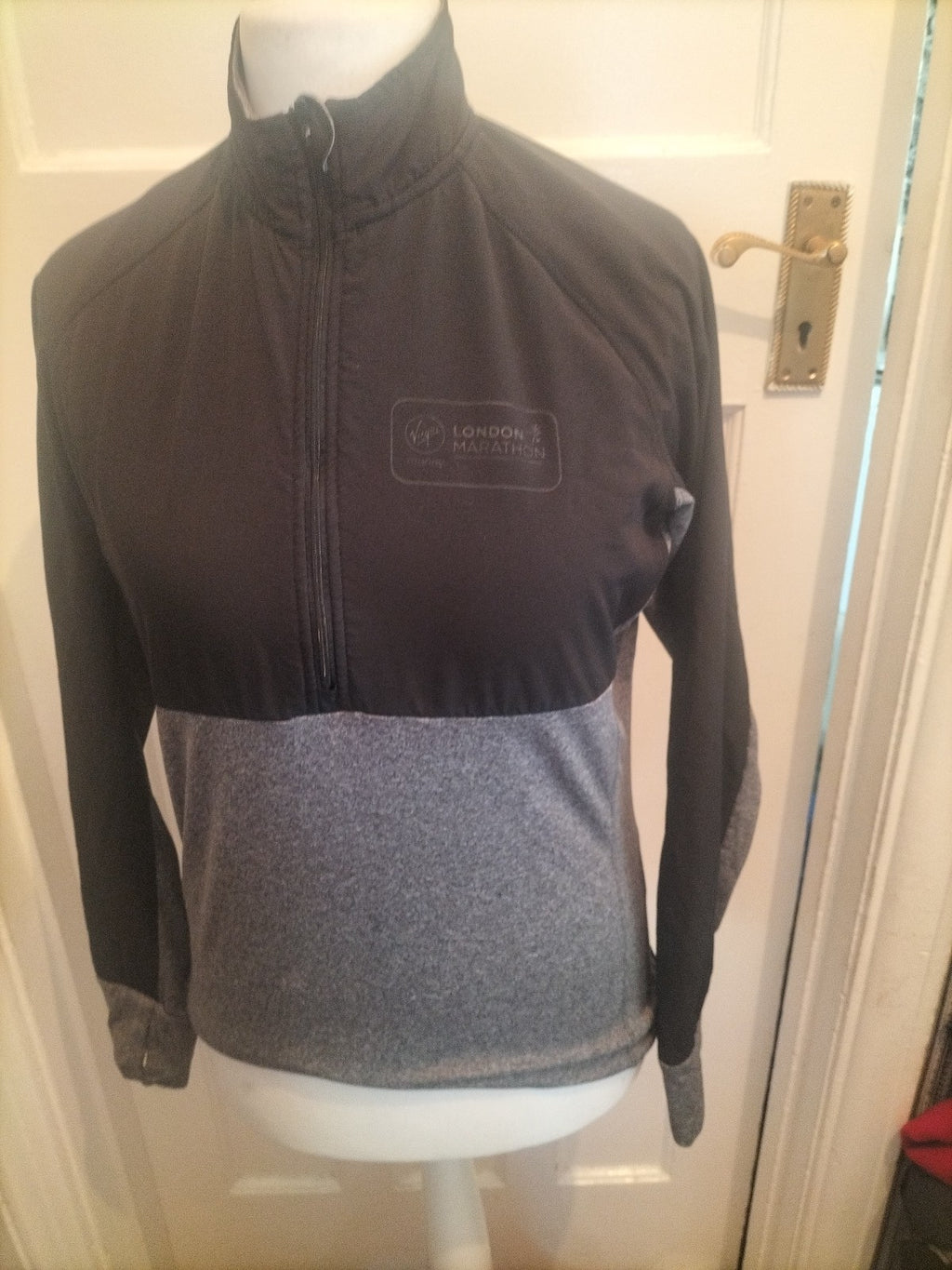 Mens Size Small Grey And Black London Marathon Pullover Jumper