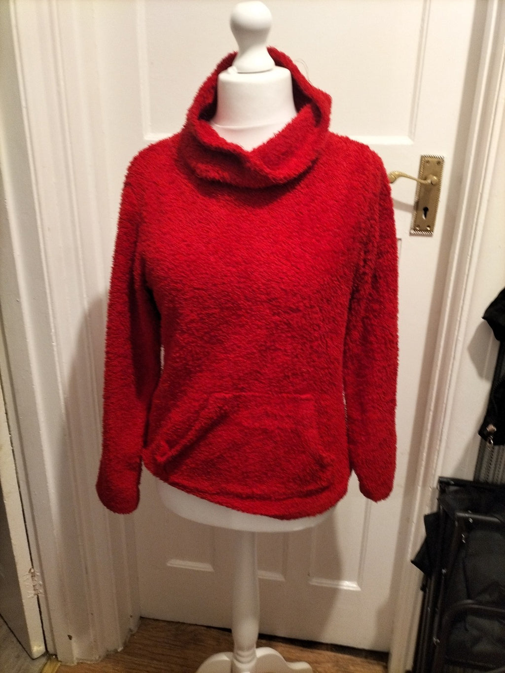 Ladies Peacocks Size 6-8 Red Fluffy Pullover Jumper